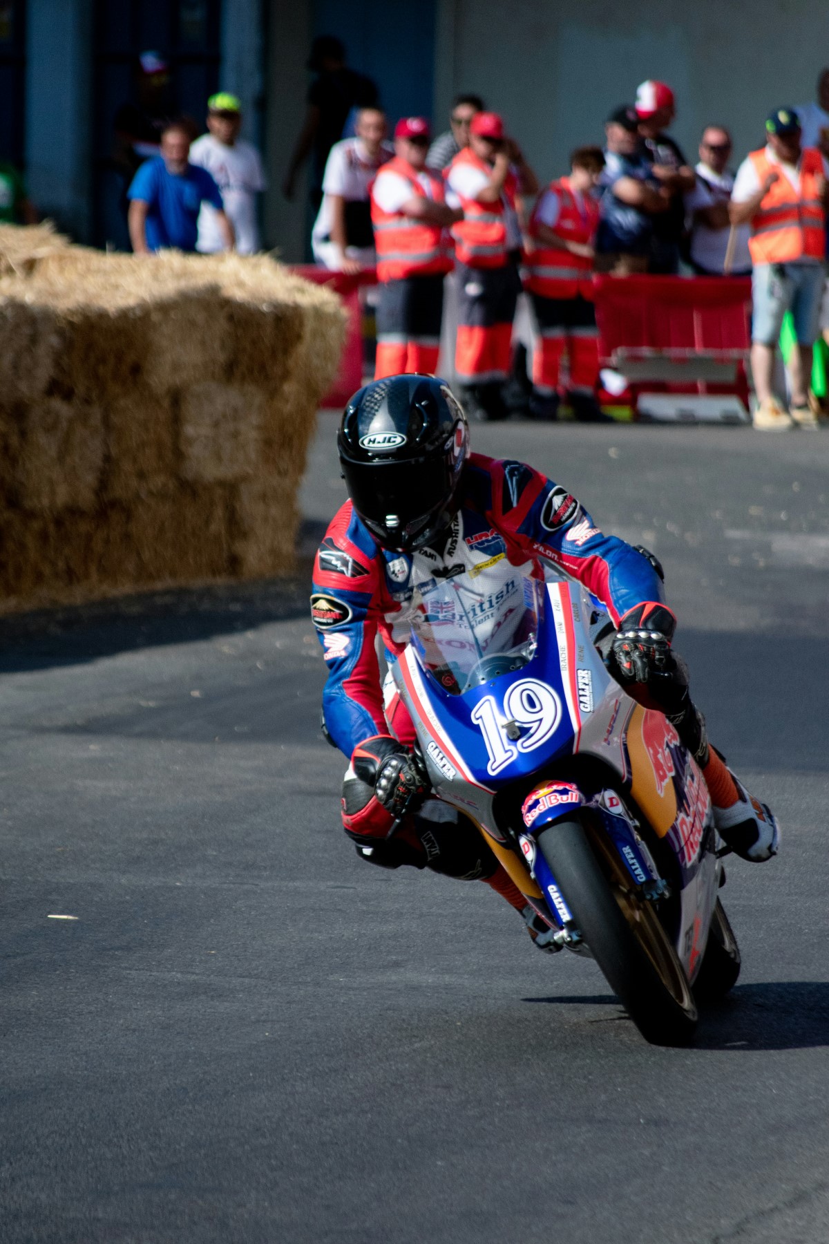 Combien coûte une moto gp pour faire de la vitesse ?